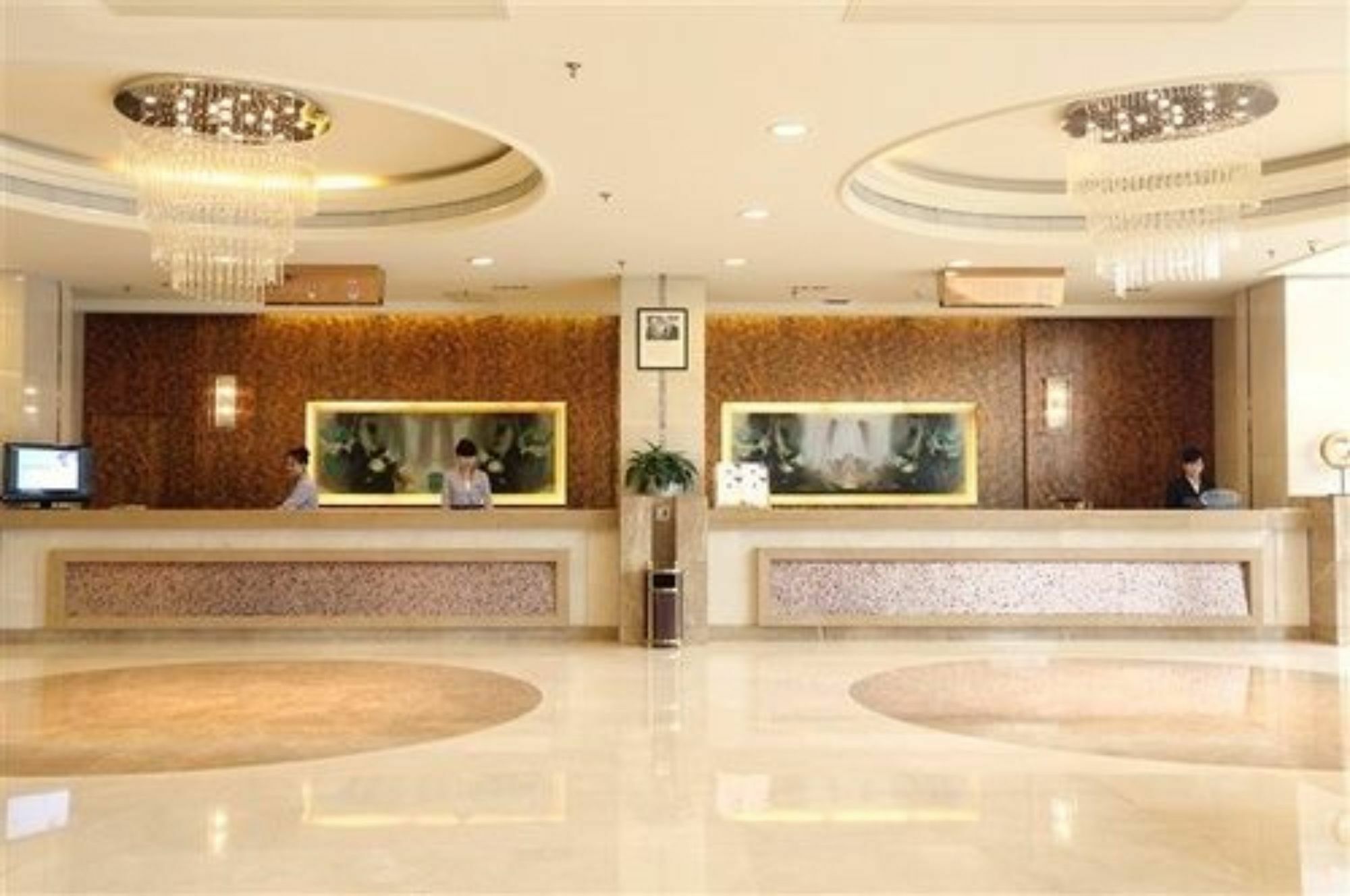 Qingdao Kuaitong International Hotel Esterno foto